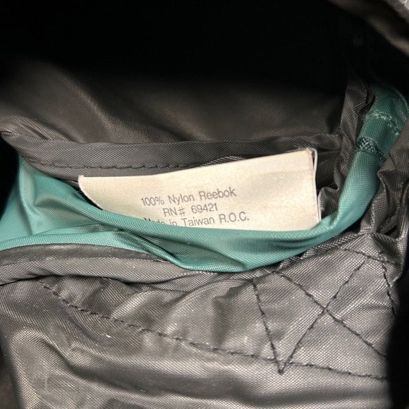 Vintage 1993 Reebok Duffle Bag Black Teal Nylon Gym Travel Vector Logo RN 69421 - Picture 10 of 12
